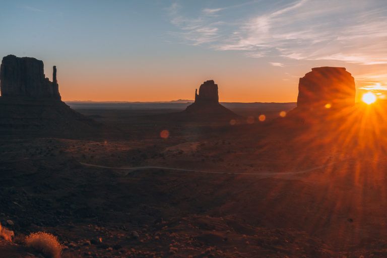 The 16 Best Things To Do In Monument Valley