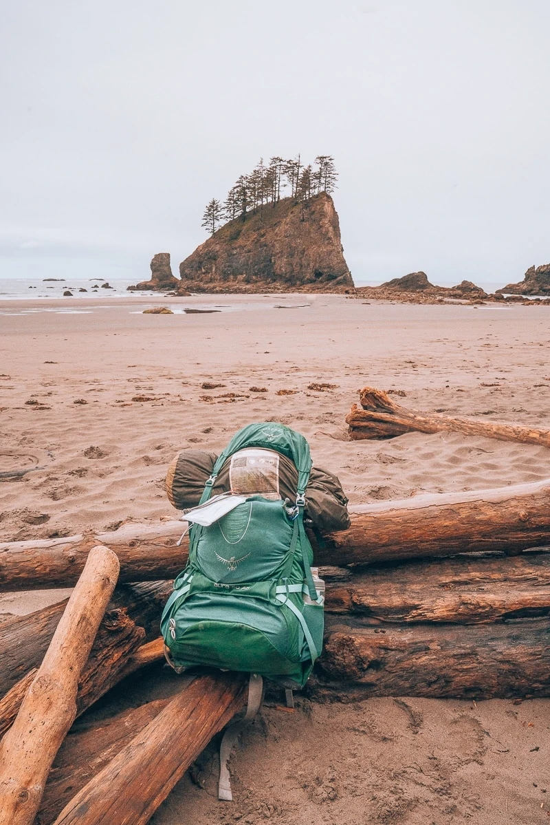 osprey ariel backpack shown at the beach