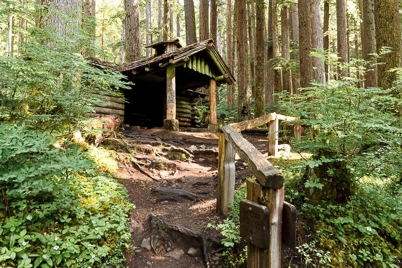 High Divide Trail - Seven Lakes Basin Loop