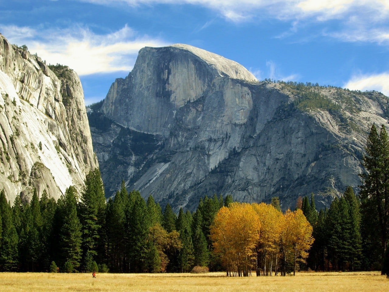 Best USA National Parks To Visit in the Fall