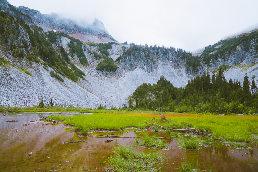 Bench And Snow Lakes Trail