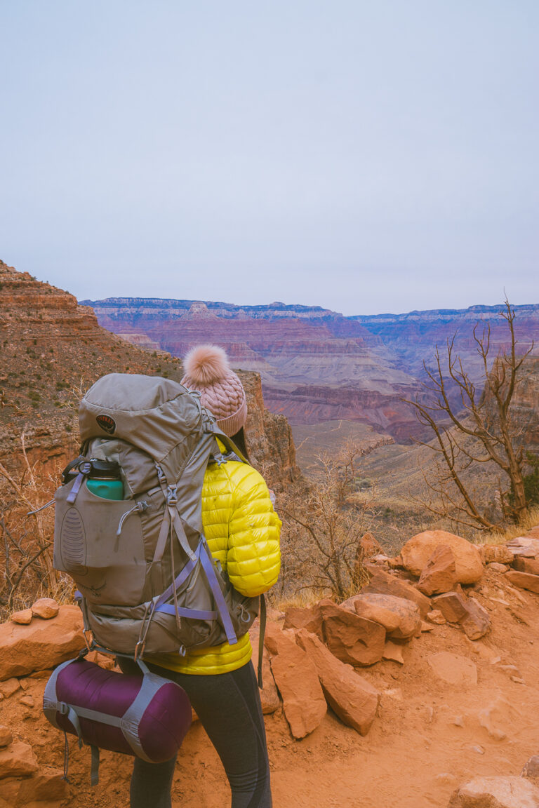 Hiking bag for women shop