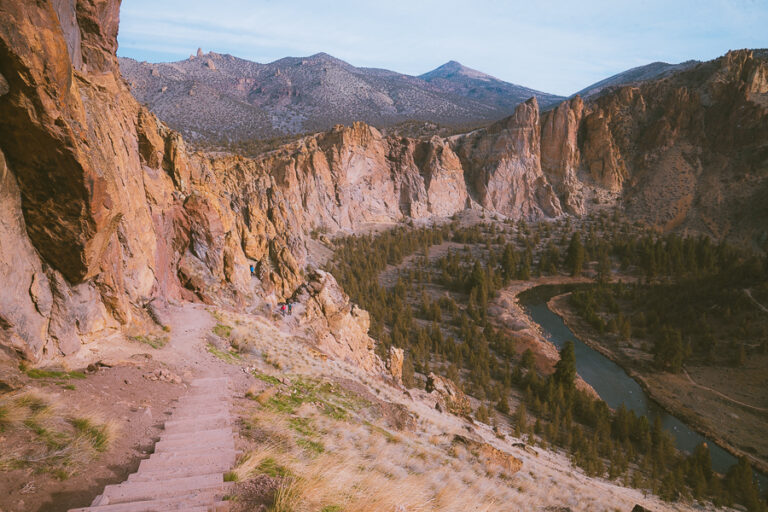 The Ultimate Guide To Smith Rock Hiking Trails