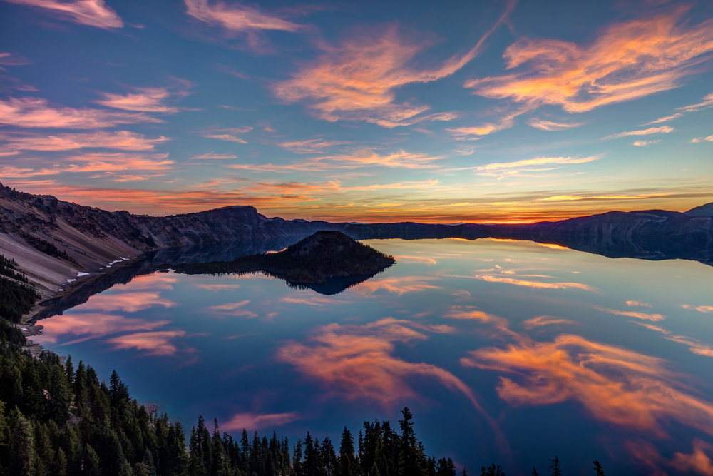 Where to Stay Near Crater Lake