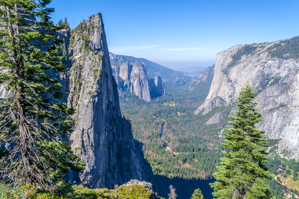 Best Hikes in Yosemite National Park